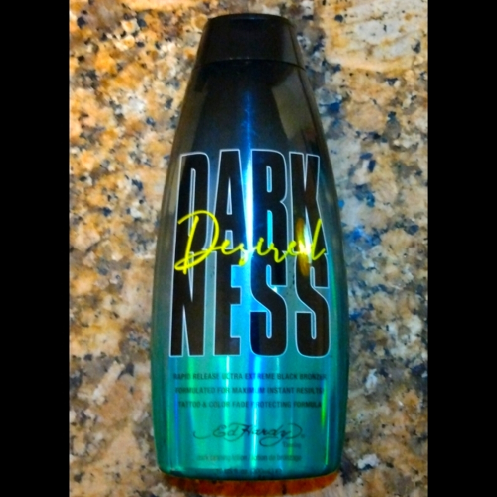 Ed Hardy Desired Darkness Ultra Extreme Black Bronzer 10oz